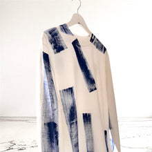 Load image into Gallery viewer, SANTORINI VIBES CREW NECK