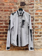Load image into Gallery viewer, ANY OCCASION ABSTRACT BUTTON UP
